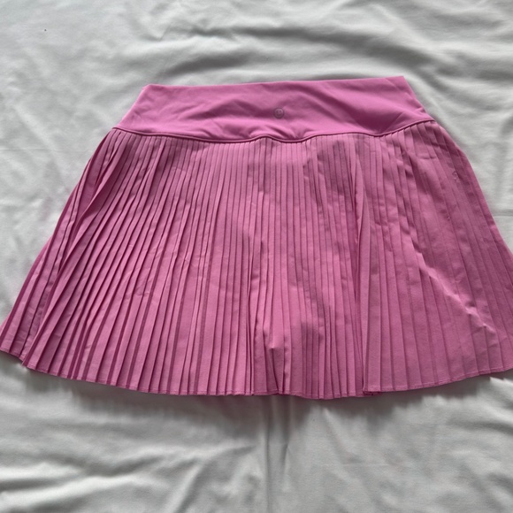 Pink Tennis Skirt - Hollister - Picture 4 of 4
